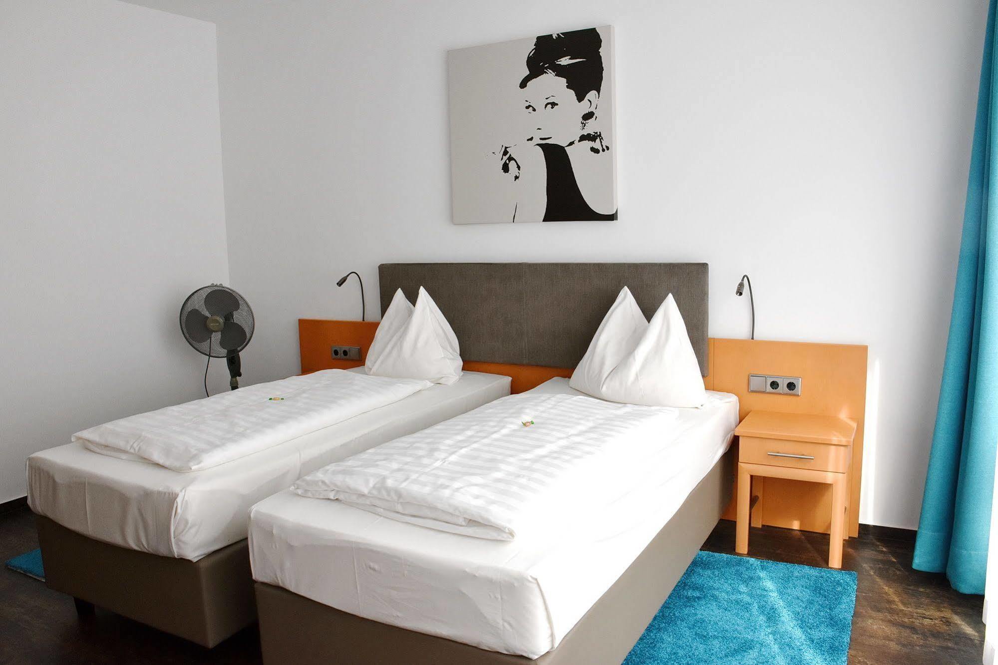 Koncept Hotel Benedikt Siegburg Dış mekan fotoğraf