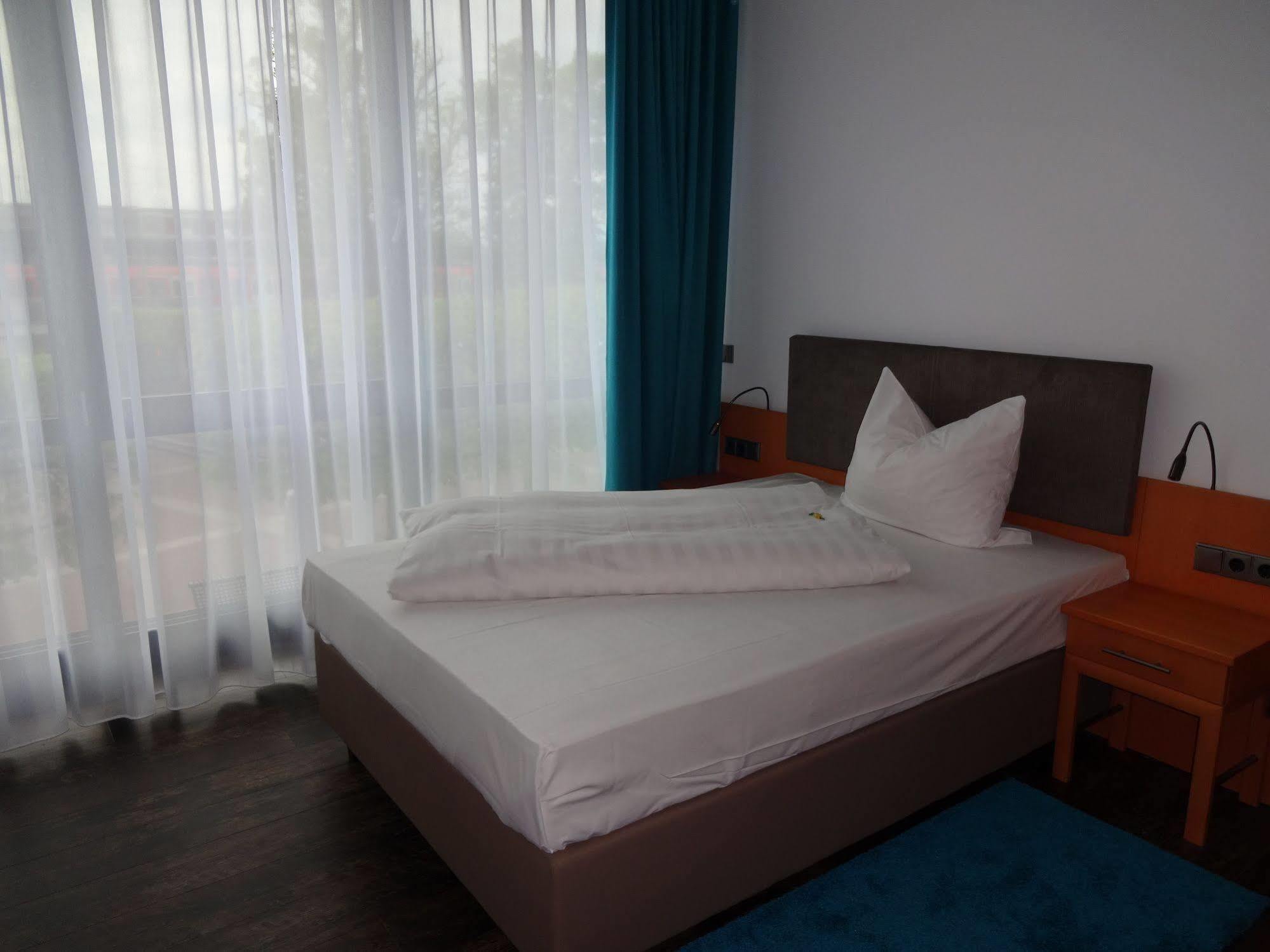 Koncept Hotel Benedikt Siegburg Dış mekan fotoğraf